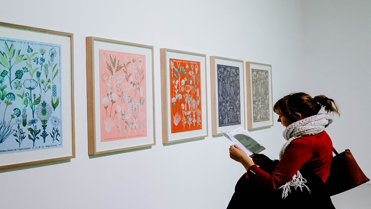 From Audience to Collectors: Converting Fans into Buyers